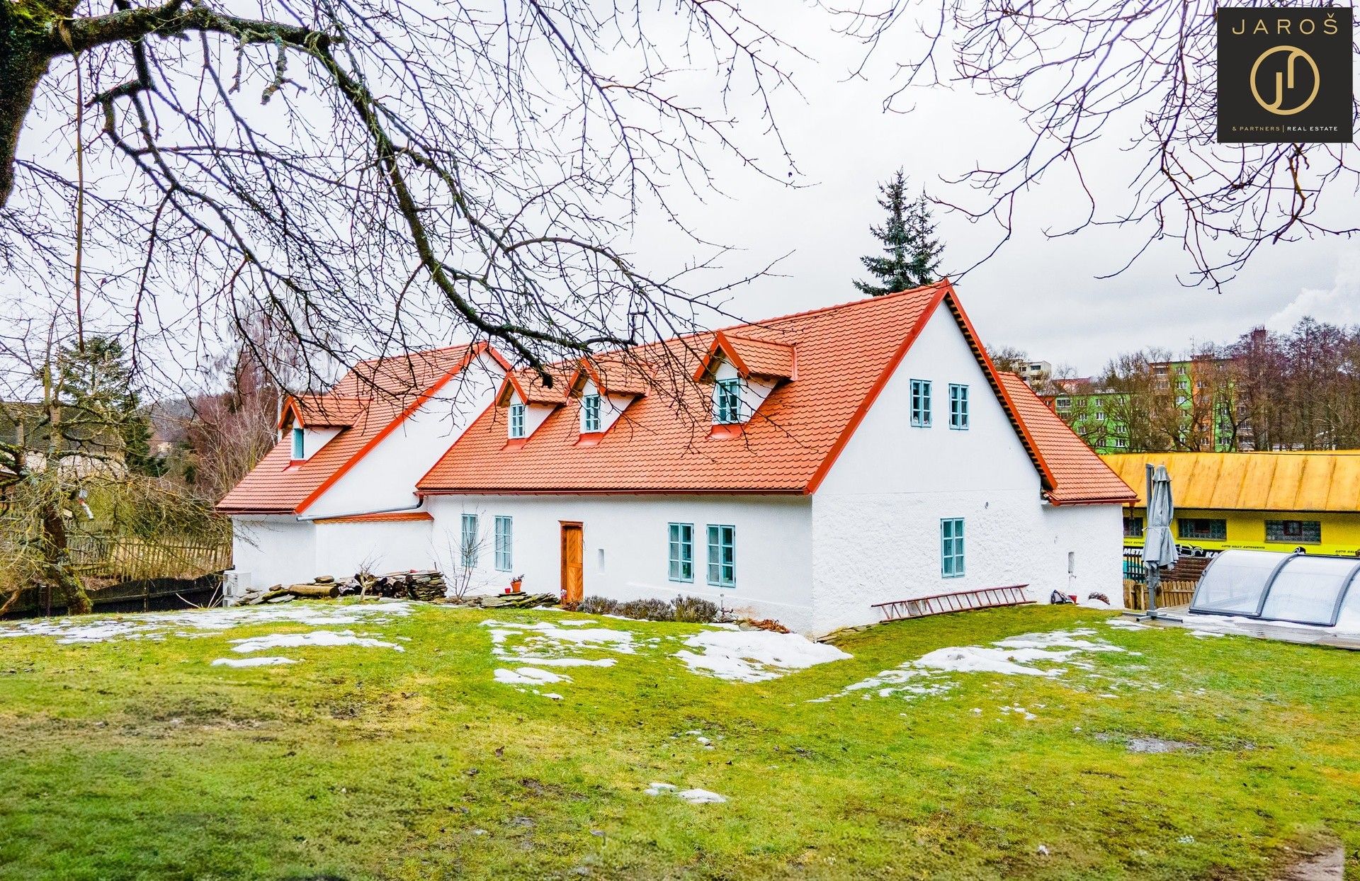 Chalupy, Žlutice, 187 m²