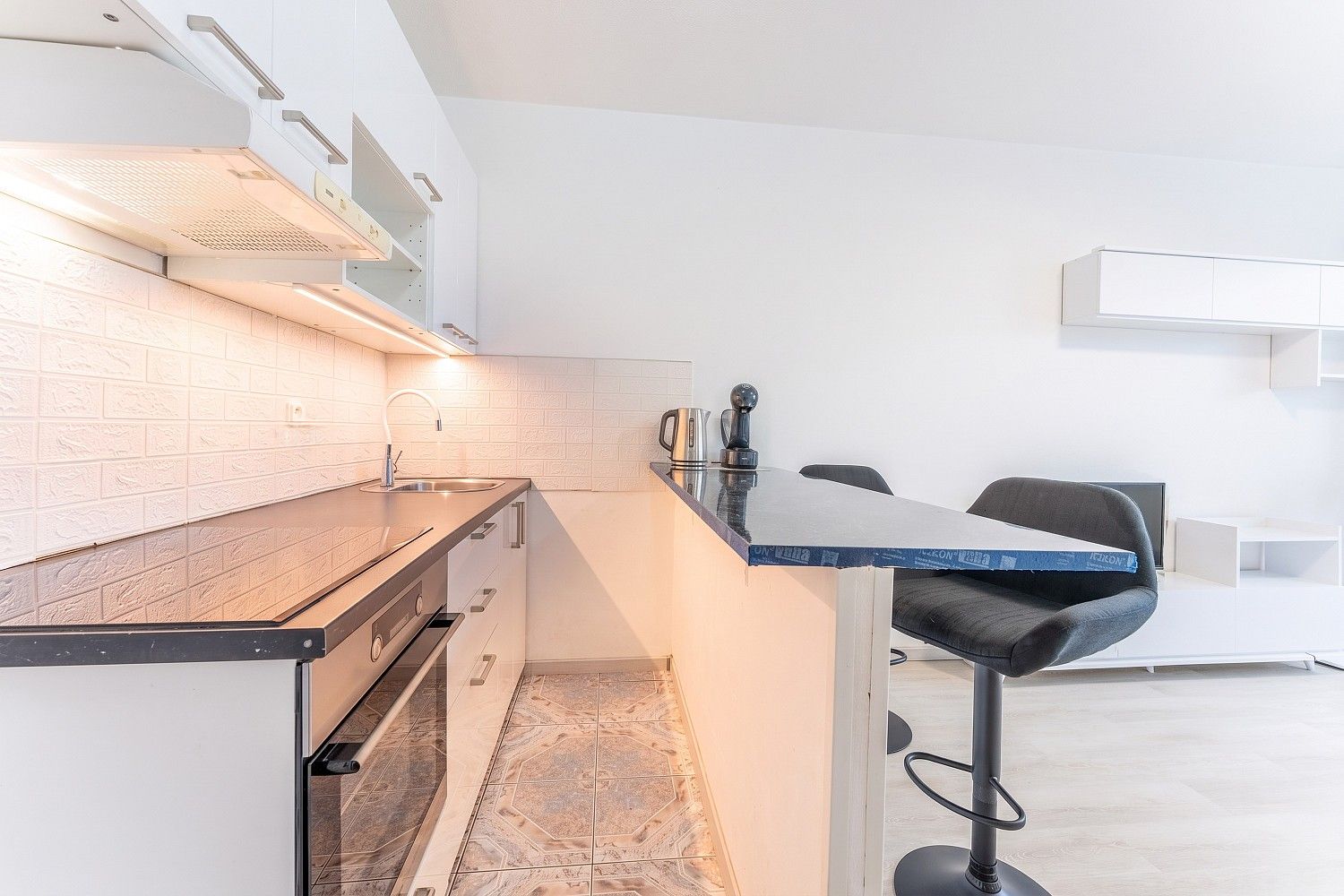 Byt 1+kk · 27 m² · Štúrova, Praha 4 - 3