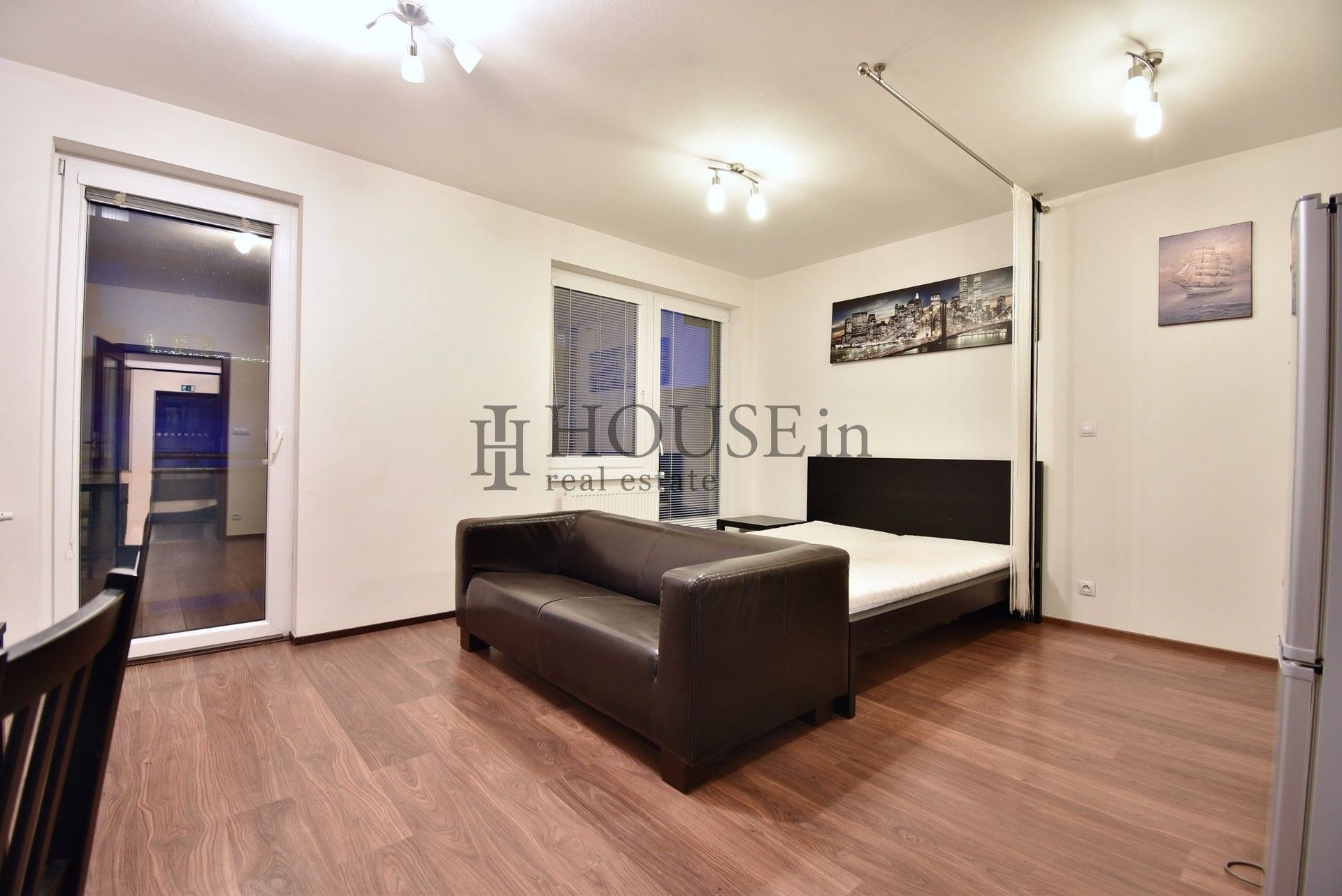 1+kk, Hornoměcholupská, Praha, 32 m²