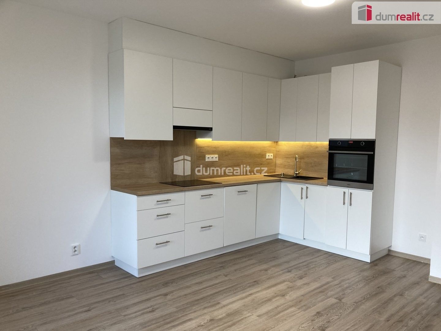 2-soban stan, 64 m²