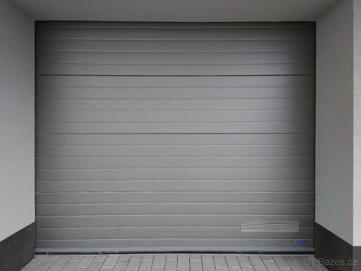 Pronájem garáž - Boskovice, 680 01