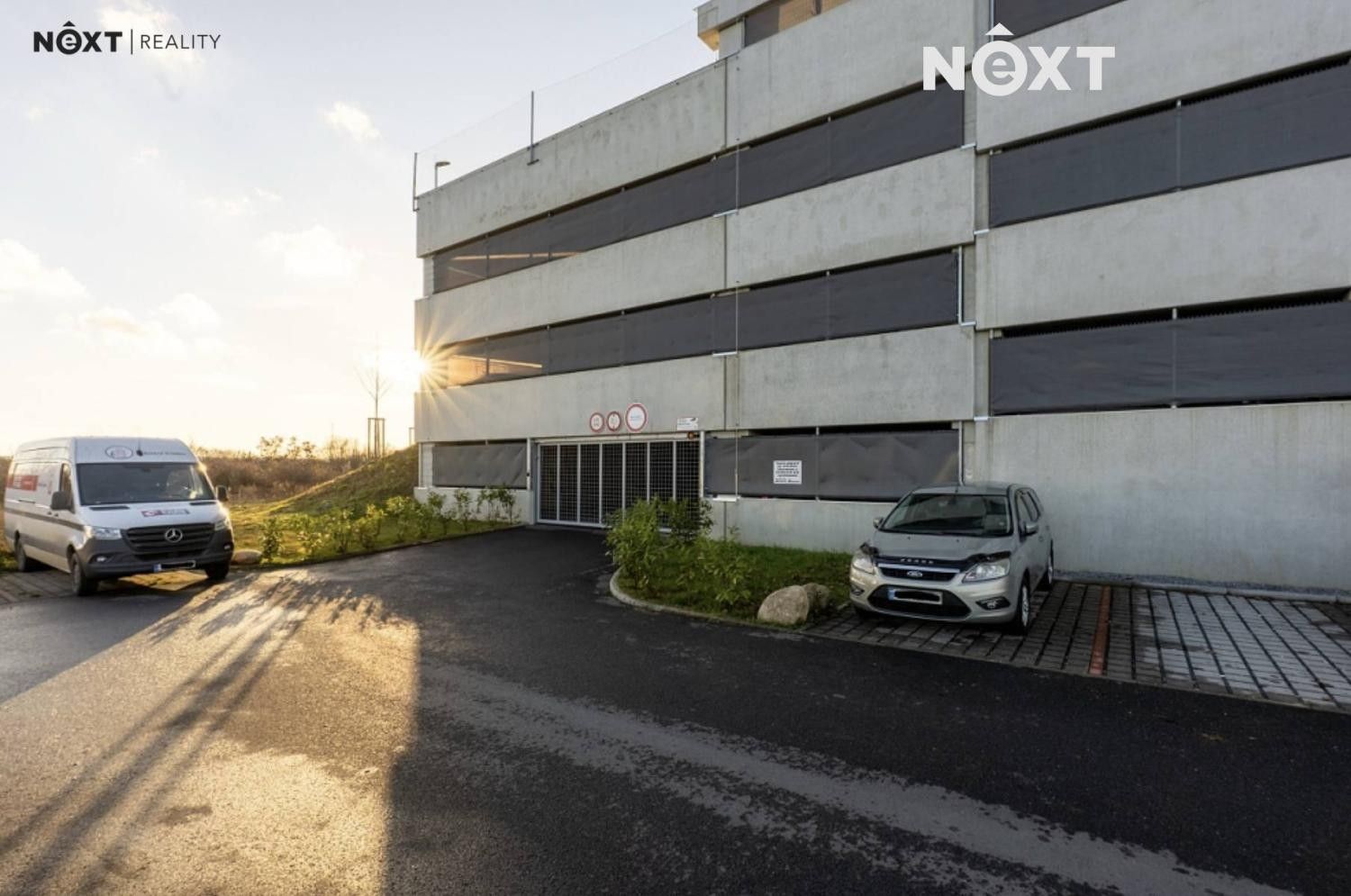 Ostatní, Bryksova, Praha, 13 m²