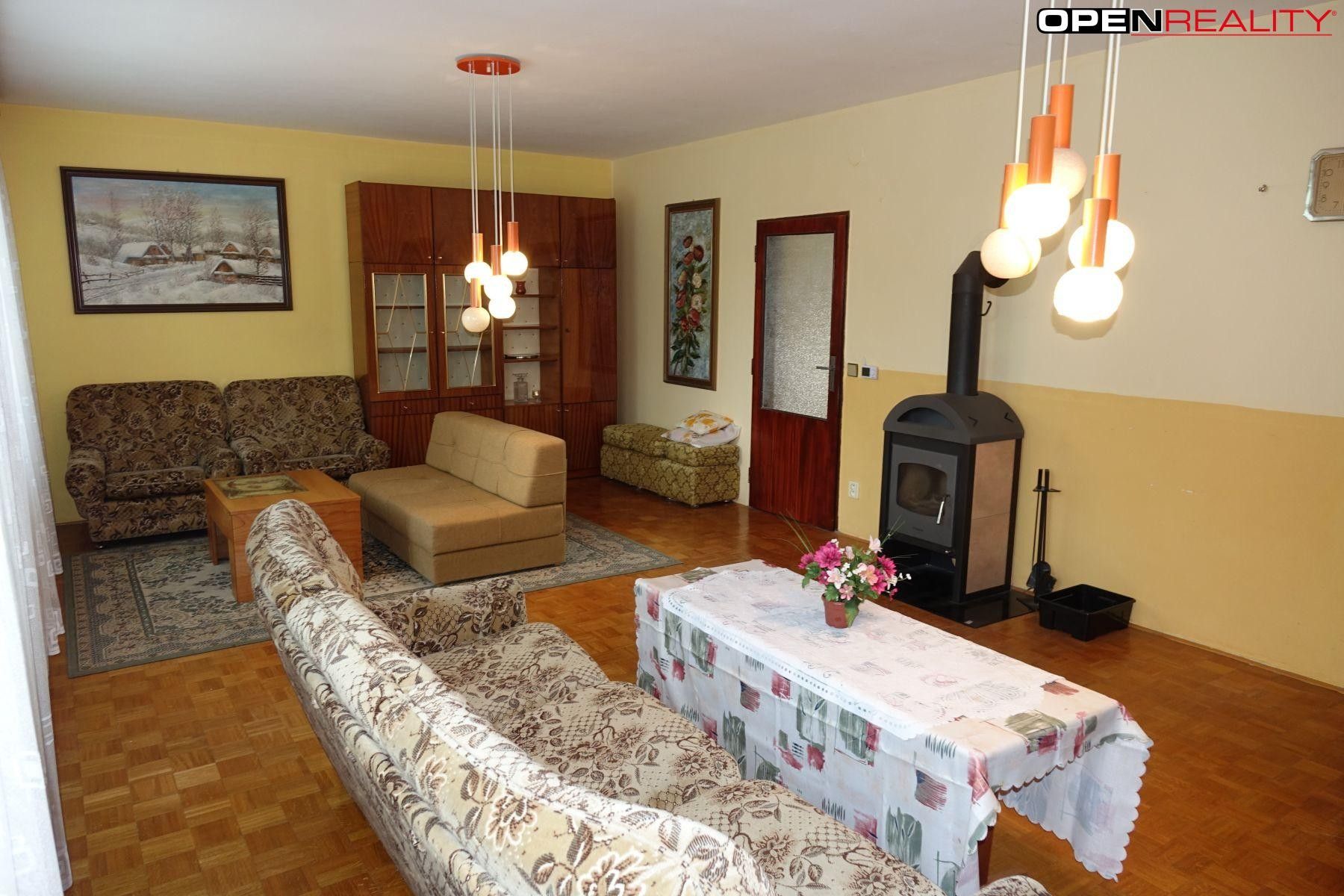 Prodej rodinný dům - Šardice, 271 m²