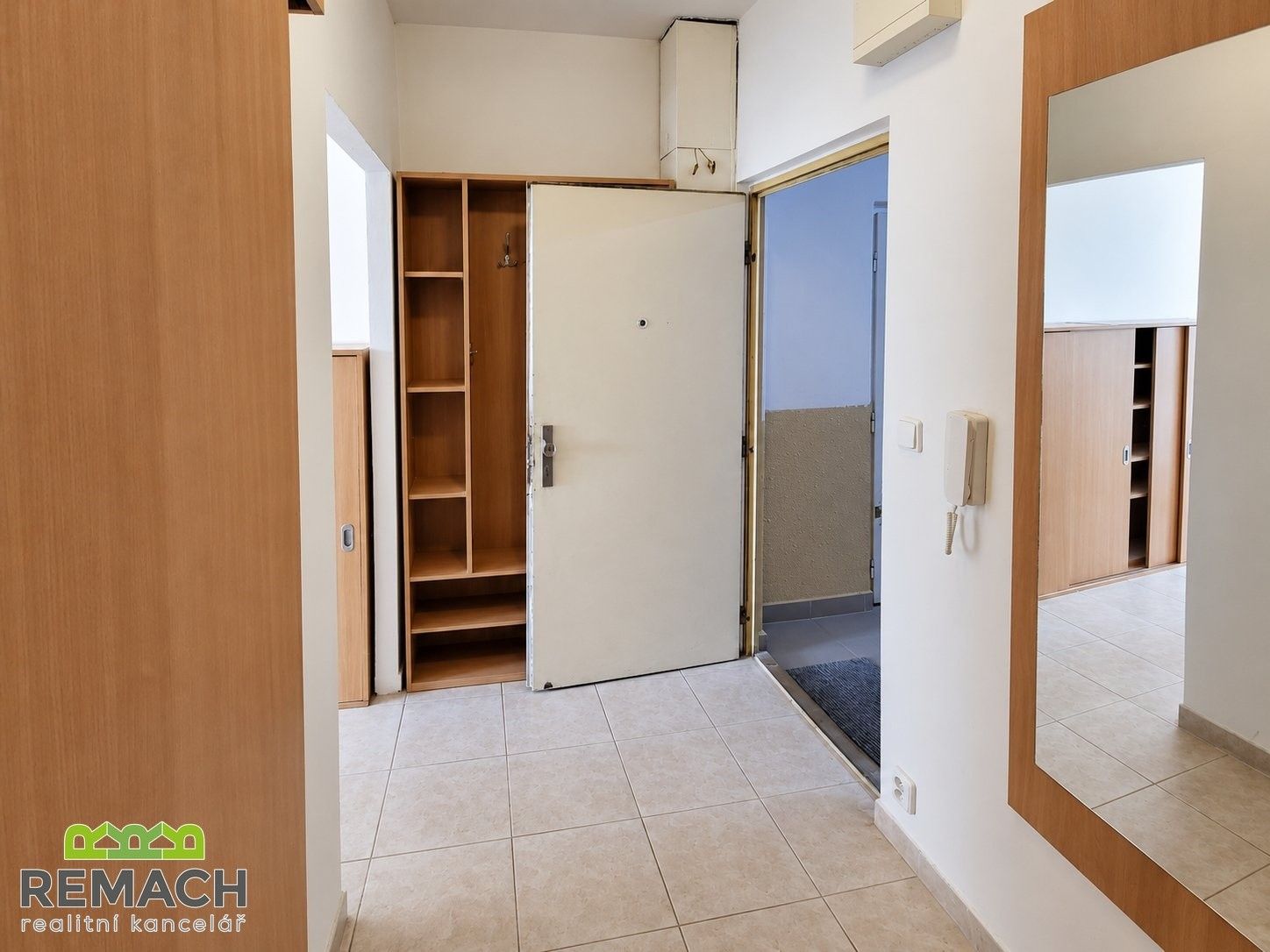 Prodej byt 1+kk - Zahradní, Uherské Hradiště, 28 m² - 5