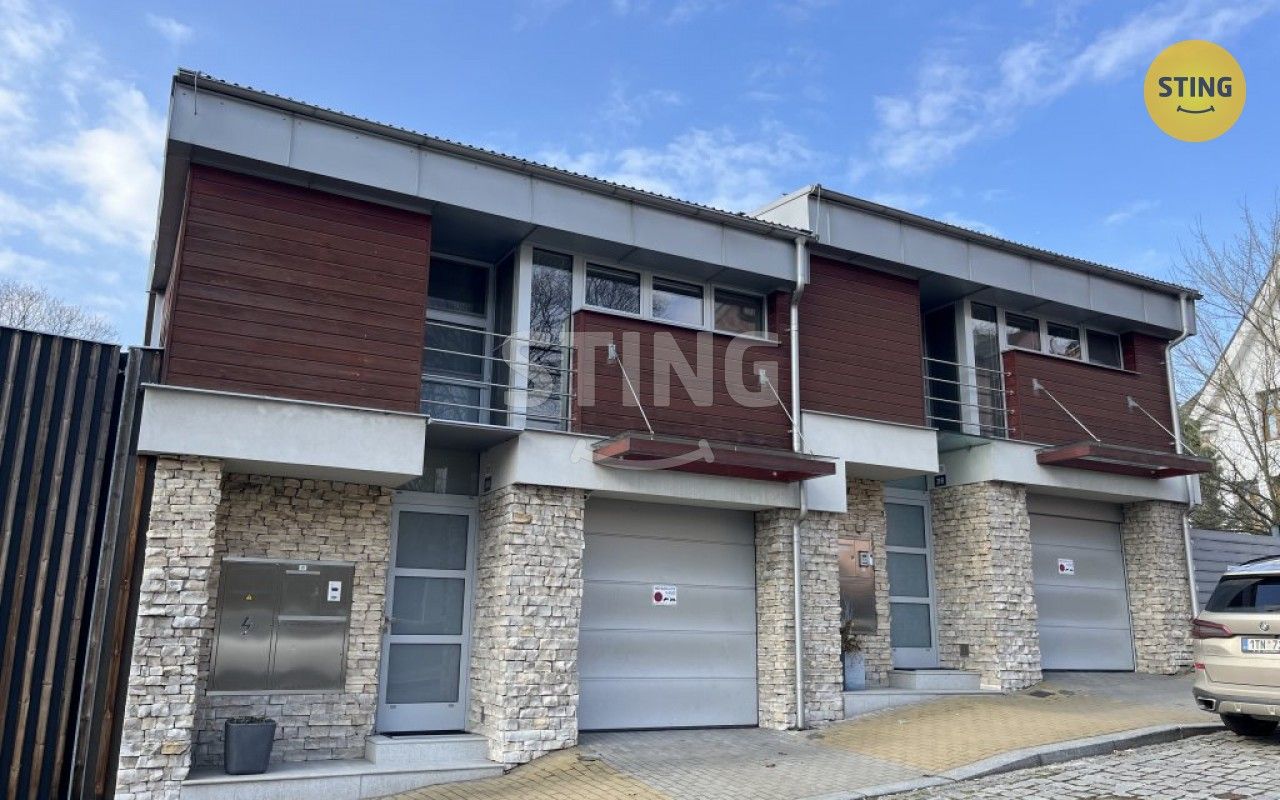 Rodinné domy, Keltičkova, Ostrava, 150 m²