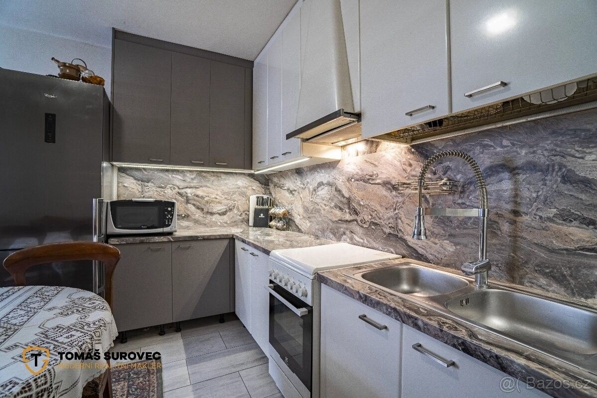 Rodinné domy, Tlumačov, 763 62