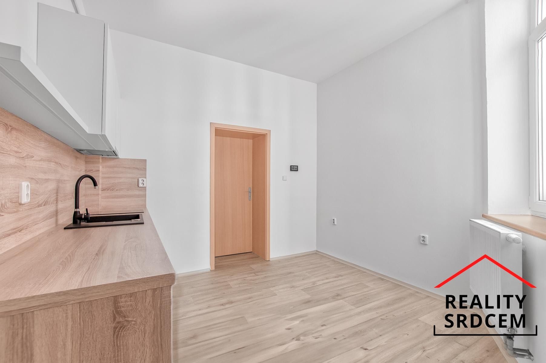 Pronájem byt 1+1 - Pobialova, Ostrava, 40 m²