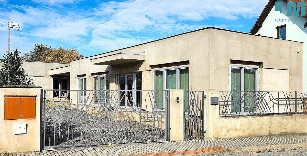 Rodinné domy, Moravské Budějovice, 676 02