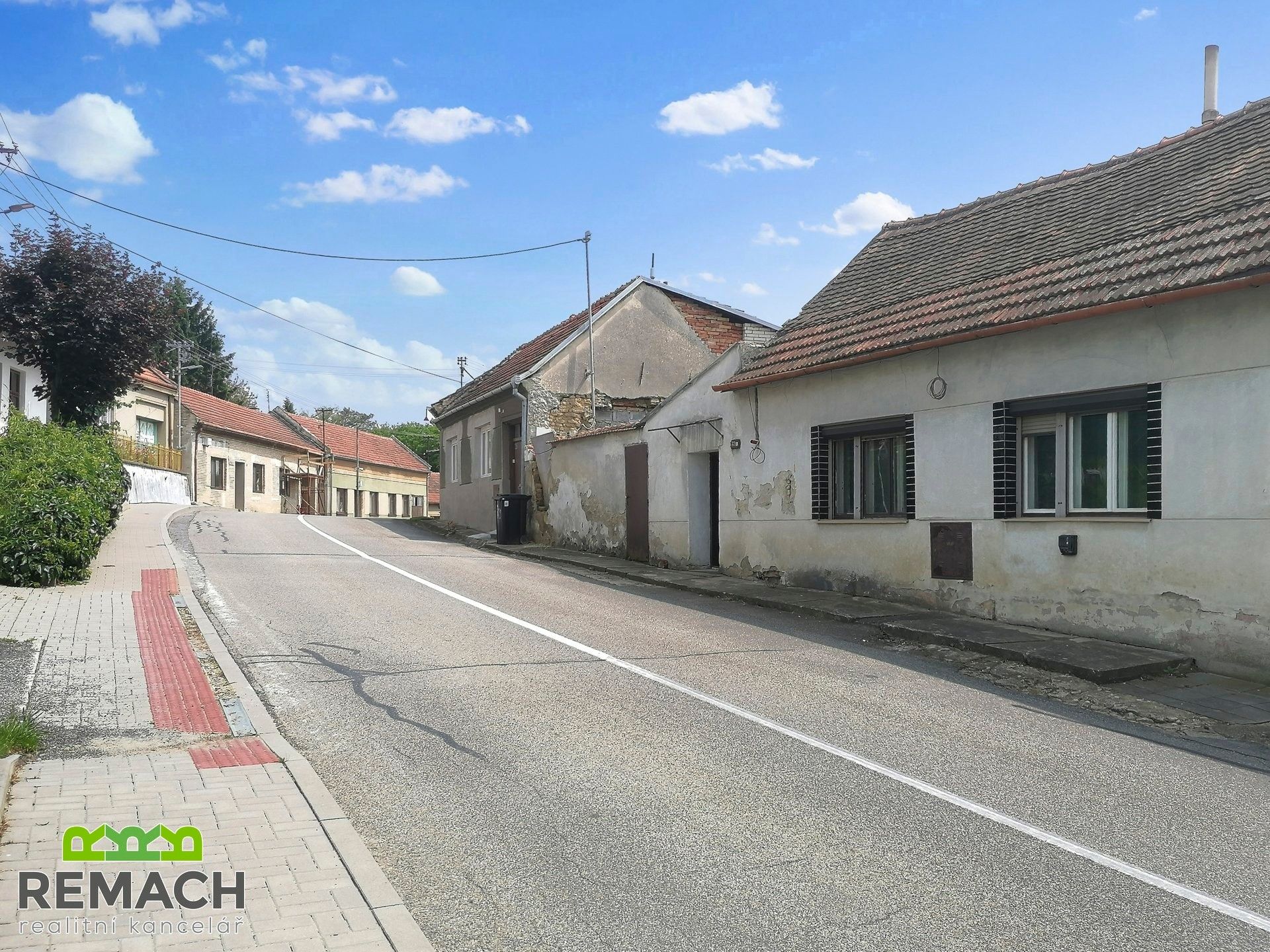 Prodej rodinný dům - Nemotice, 60 m²