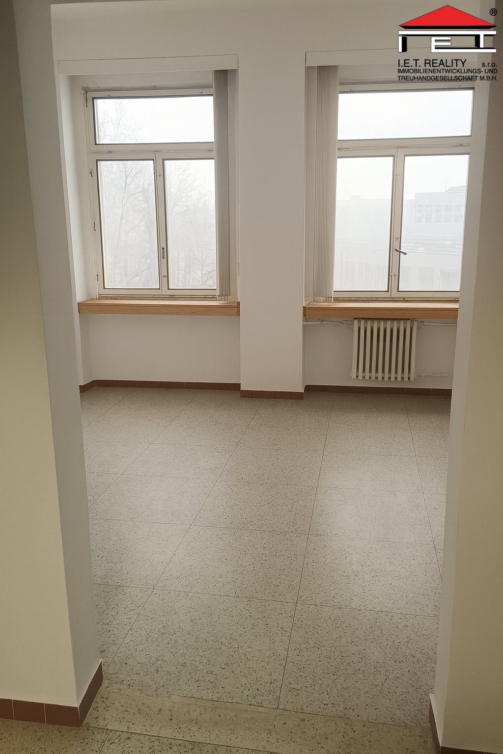 Komerční nemovitost · 42 m² · Sokolská třída, Ostrava - 3