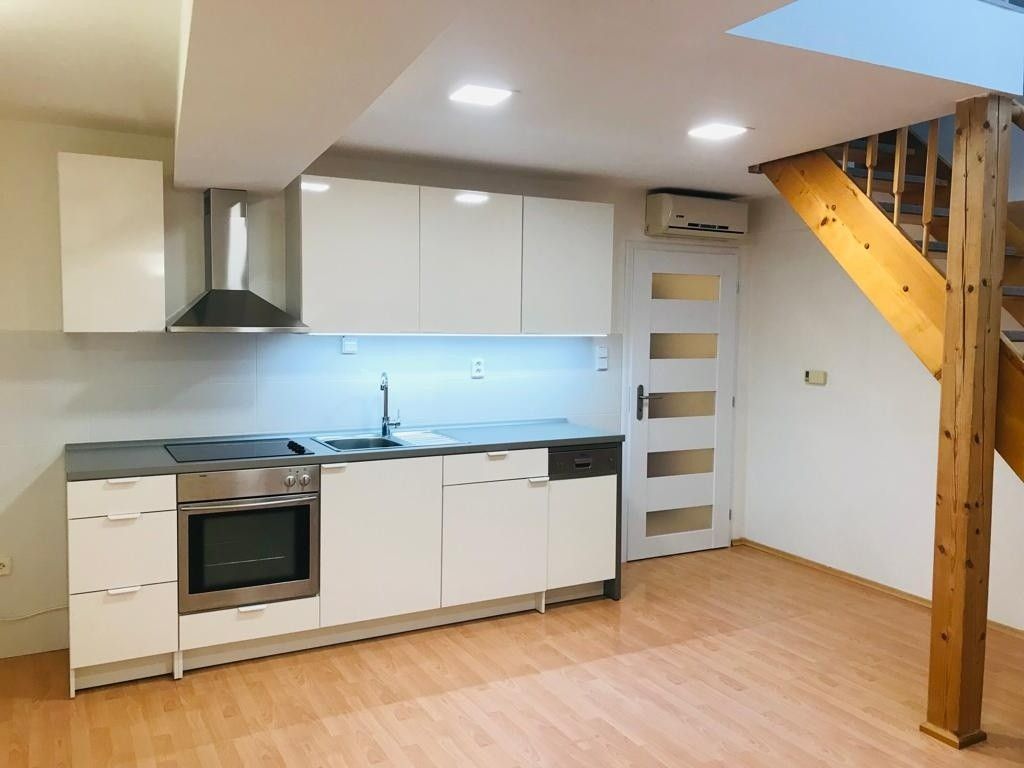 Prodej byt 2+kk - Pardubice, 530 02, 59 m²
