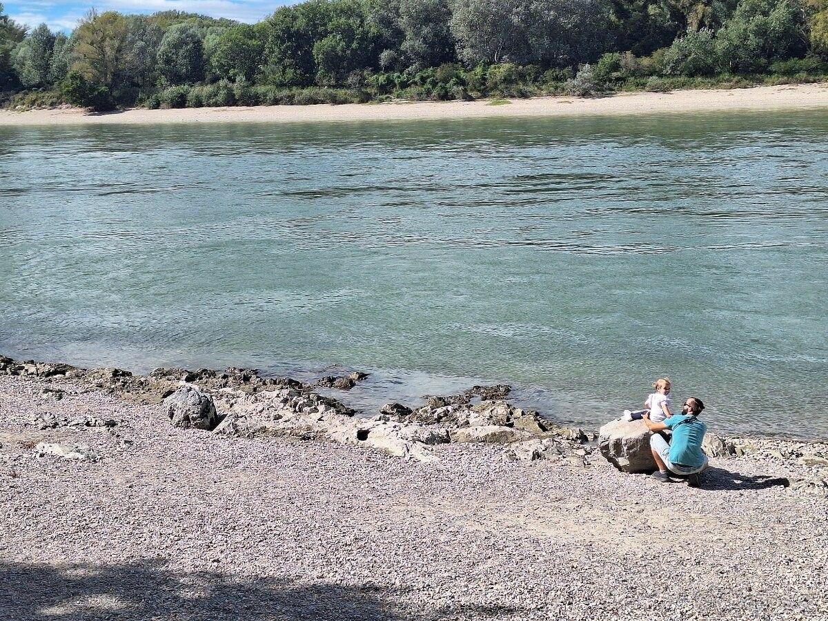 Byty, Břeclav, 690 02