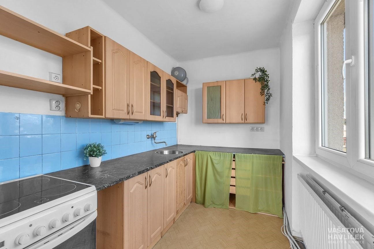 Prodej byt 2+1 - Lhota, Přelouč, 63 m²