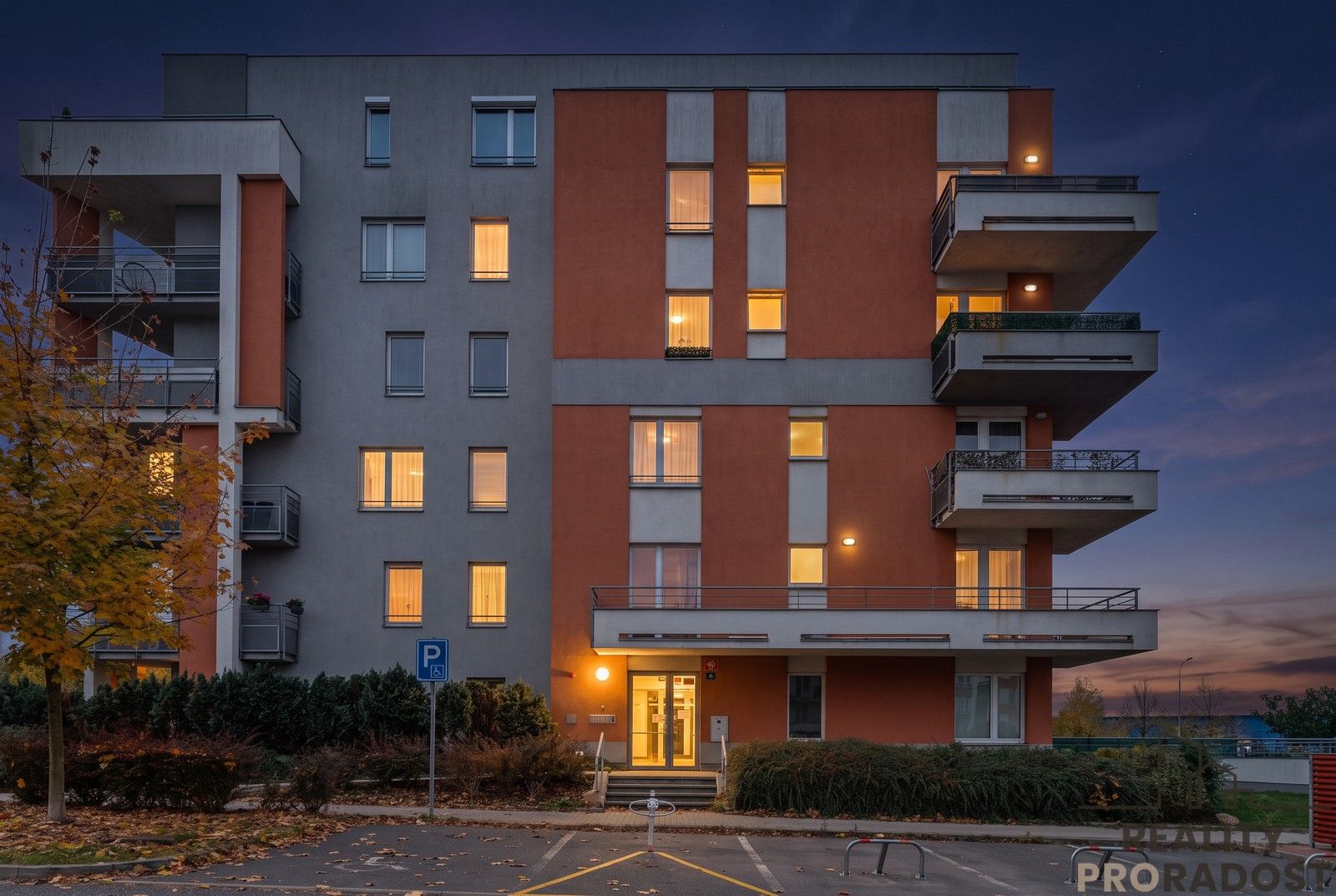 2+kk, Sazovická 488, Praha Zličín, 55 m²
