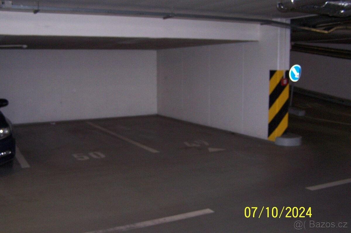 Garáže, Praha, 153 00