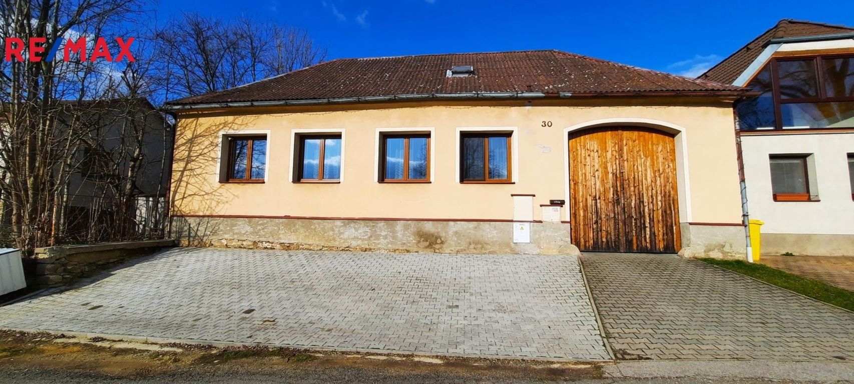 Prodej dům - Peč, 247 m²