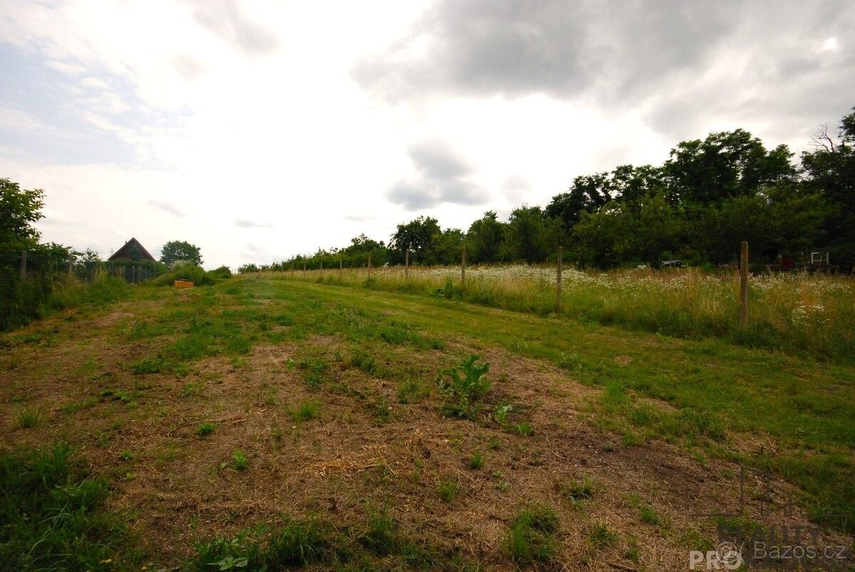 Pozemky pro bydlení, Lednice na Moravě, 691 44