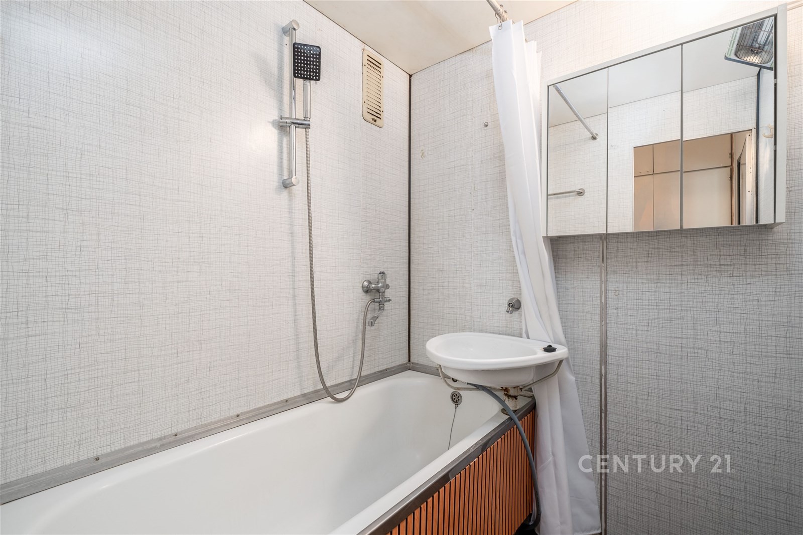 Byt 2+kk · 47 m² · Hrdlovská 649, Osek - 4