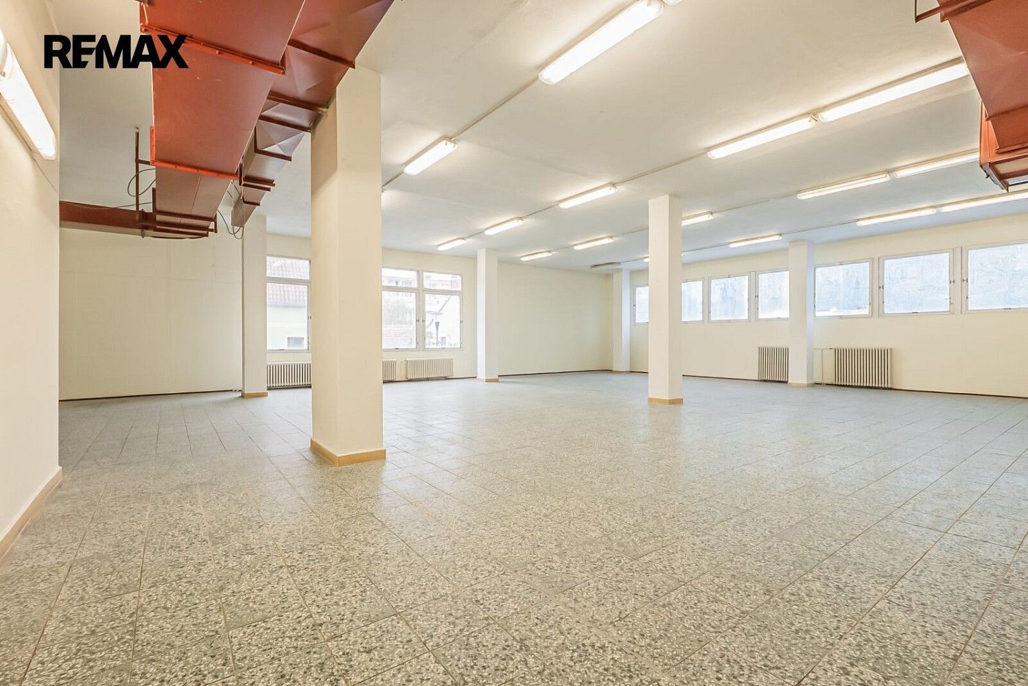 Pronájem obchodní prostory - Obchodní, Štětí, okres Litoměřice, 460 m² - 5