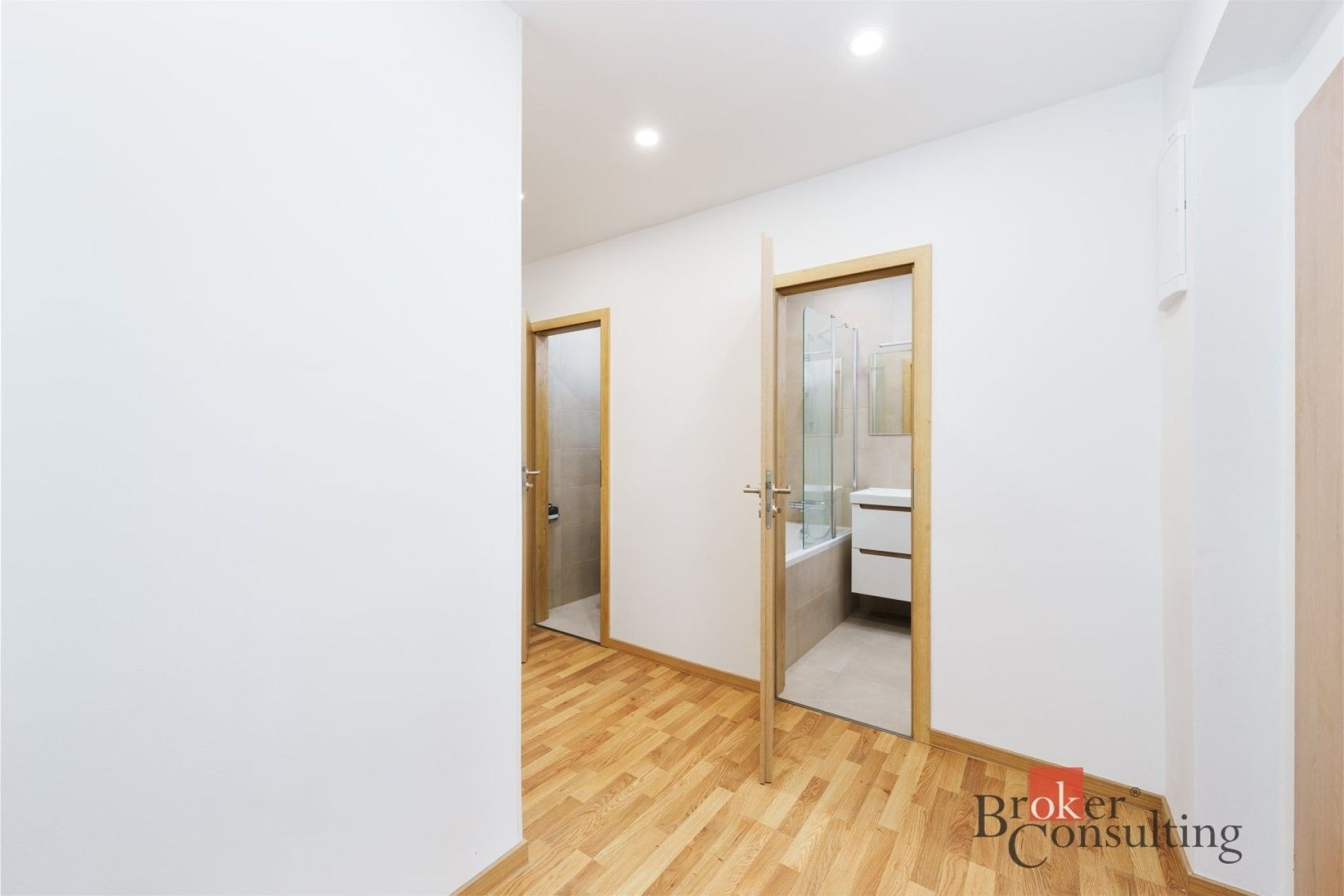 4+kk, Sobočice, Zásmuky, 70 m² - 1