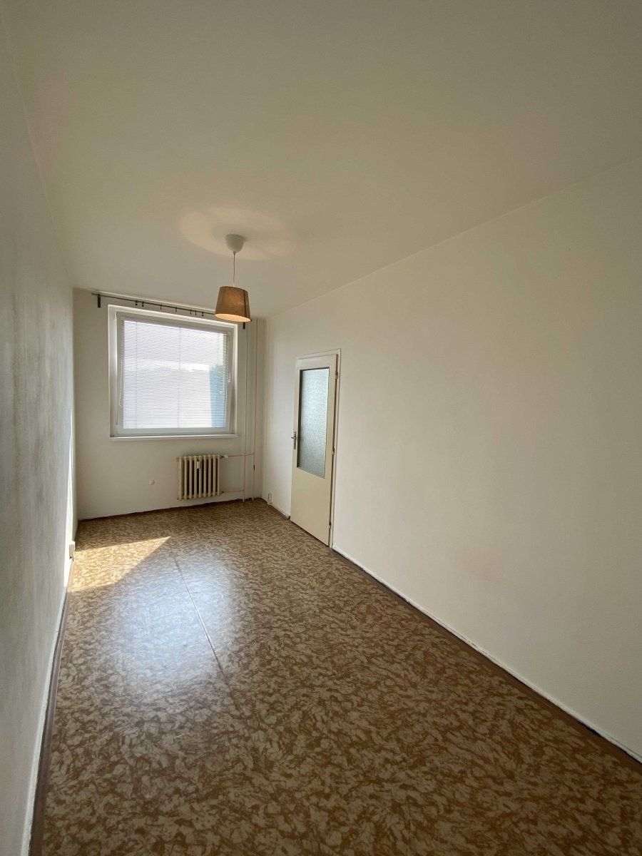 Pronájem byt 2+1 - Kolovratská, Praha, 52 m²