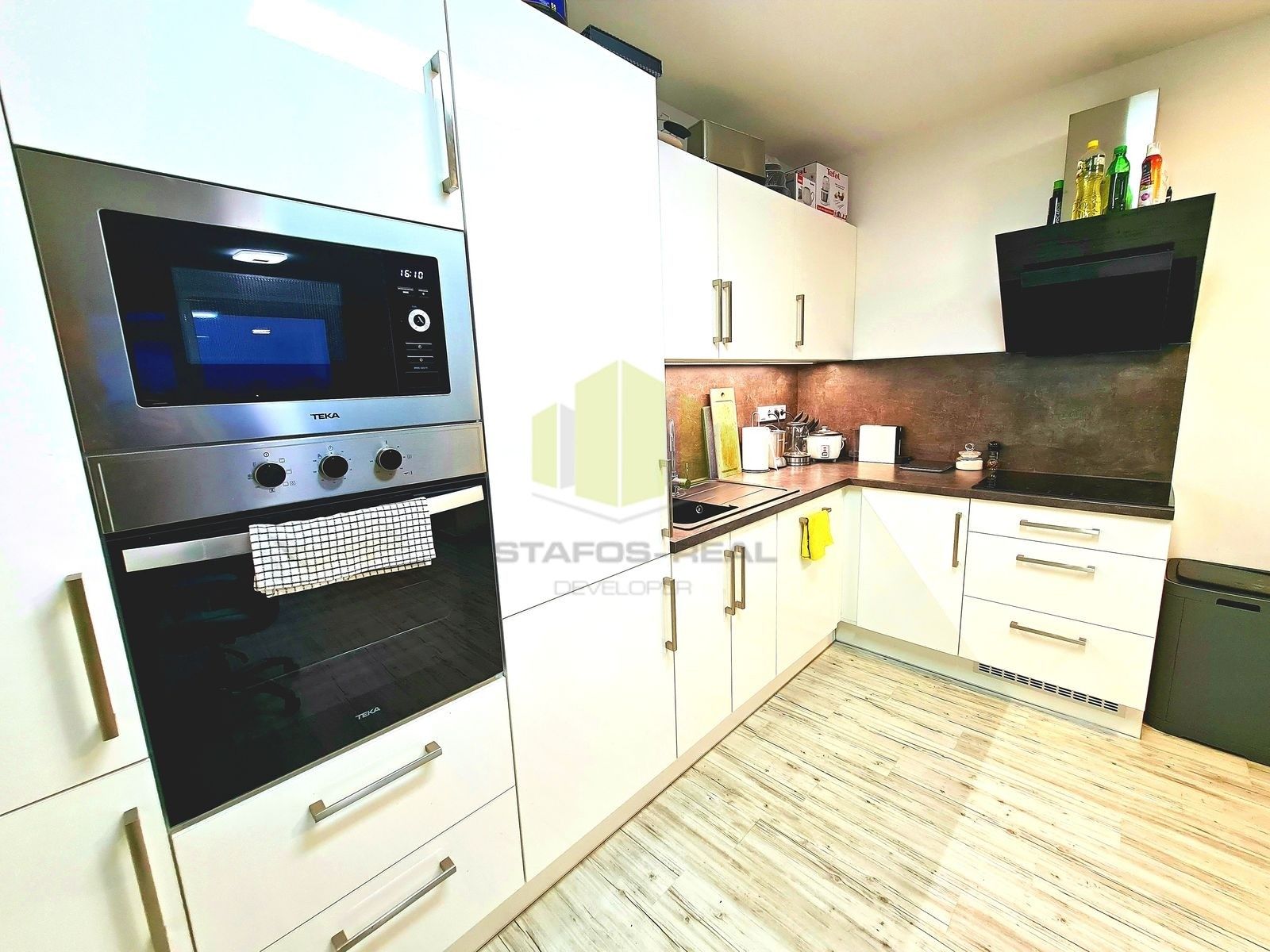 Pronájem byt 2+kk - 17. listopadu, Olomouc, 63 m²