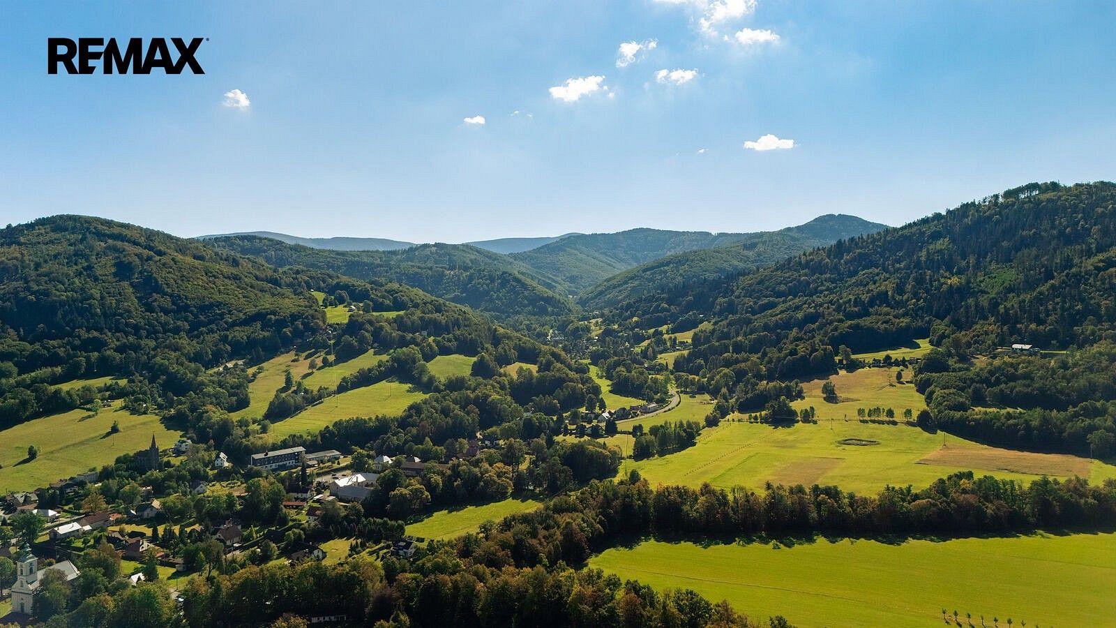 Prodej pozemek pro bydlení - Komorní Lhotka, okres Frýdek-Místek - 2