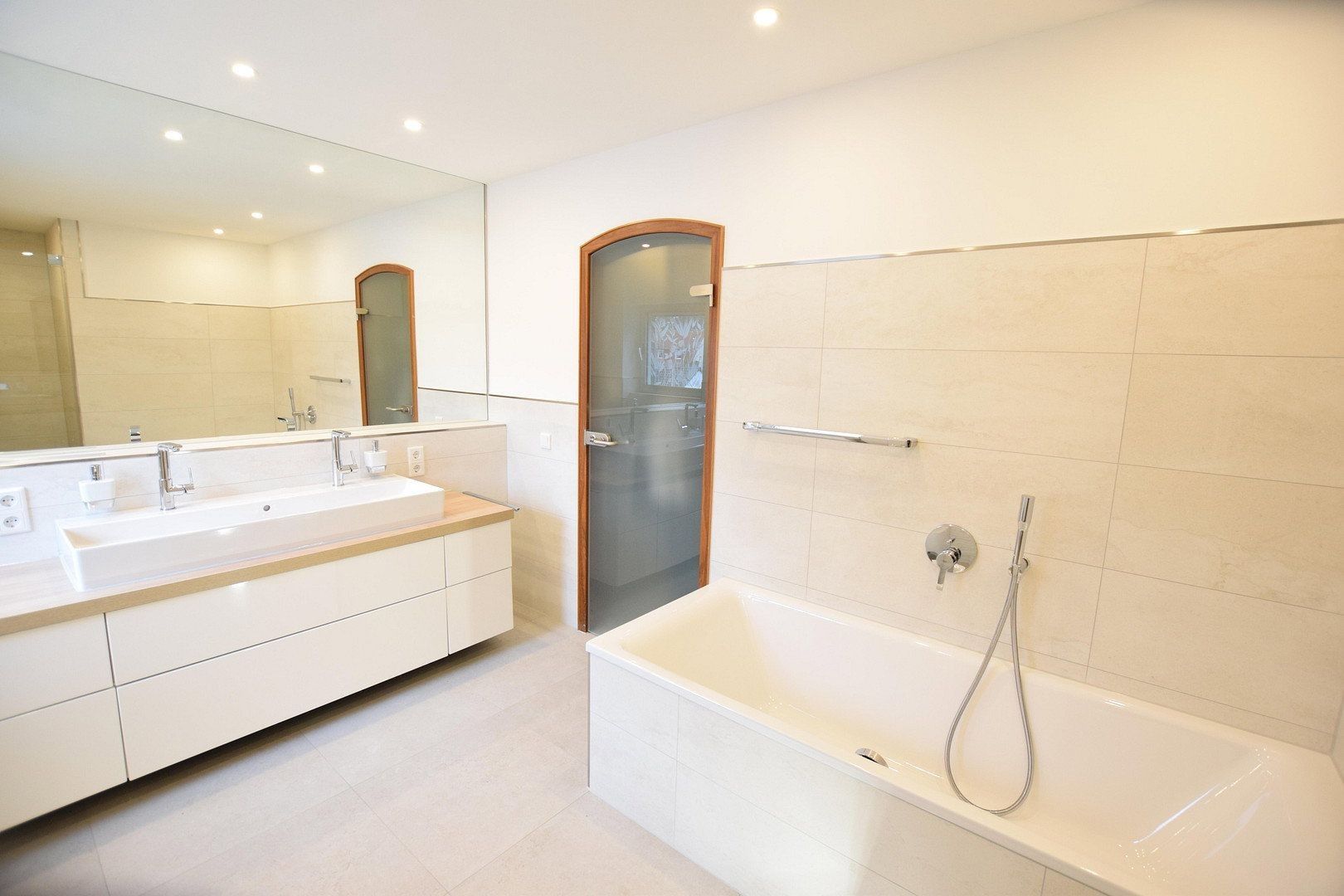 Pronájem byt 2+kk - , Severní Porýní-Vestfálsko, 135 m² - 5