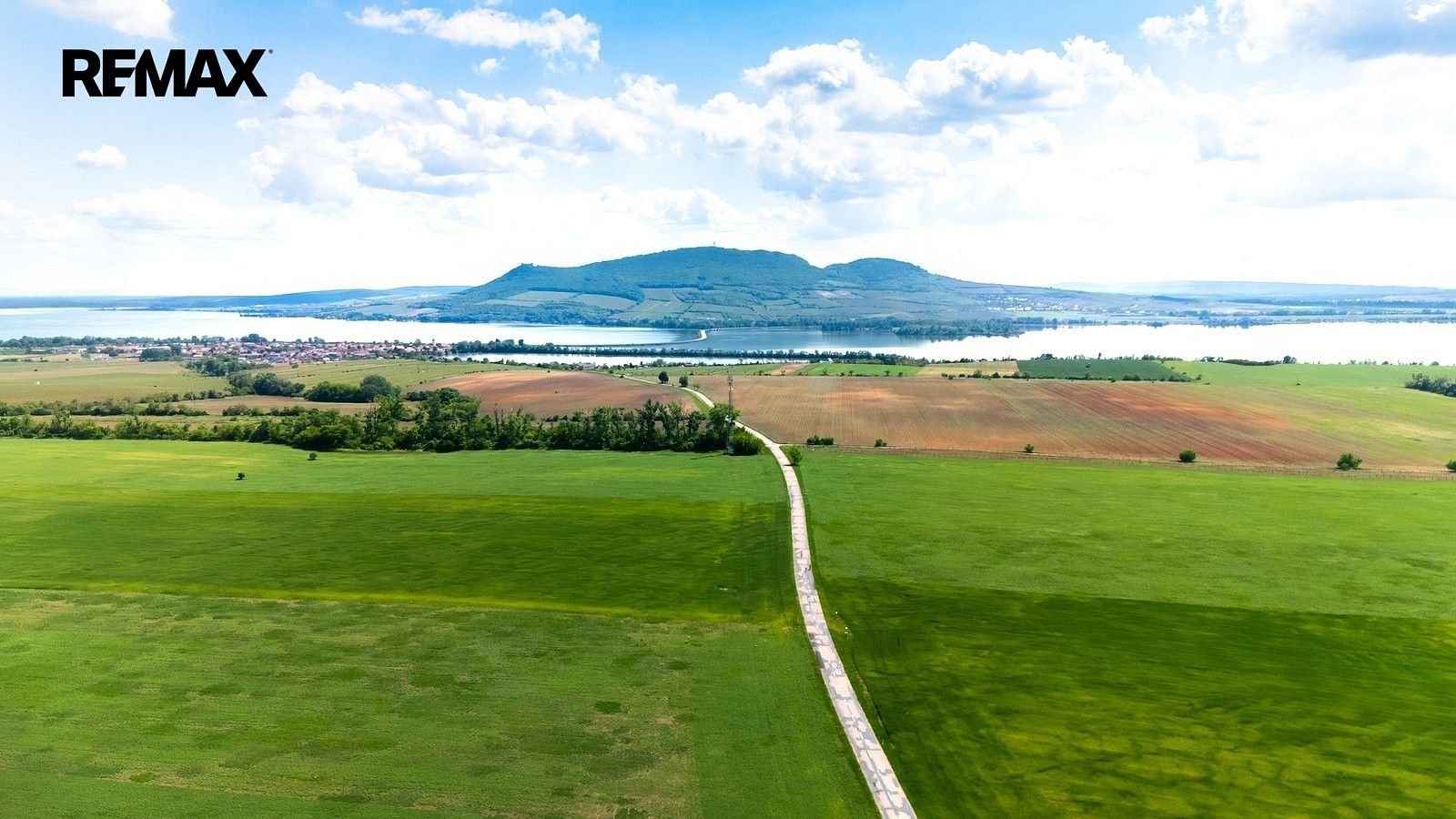 Zemědělské pozemky, Pouzdřany, okres Břeclav, Jihomoravský kraj - 1
