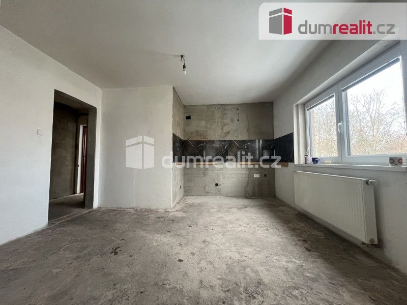 Prodej rodinný dům - Komenského, Dolní Beřkovice, 104 m²