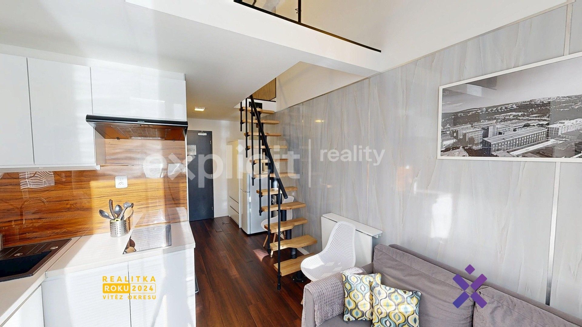 1+kk, Devadesátá, Zlín, 32 m²