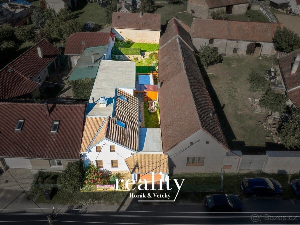 Prodej rodinný dům - Bačice, 675 55