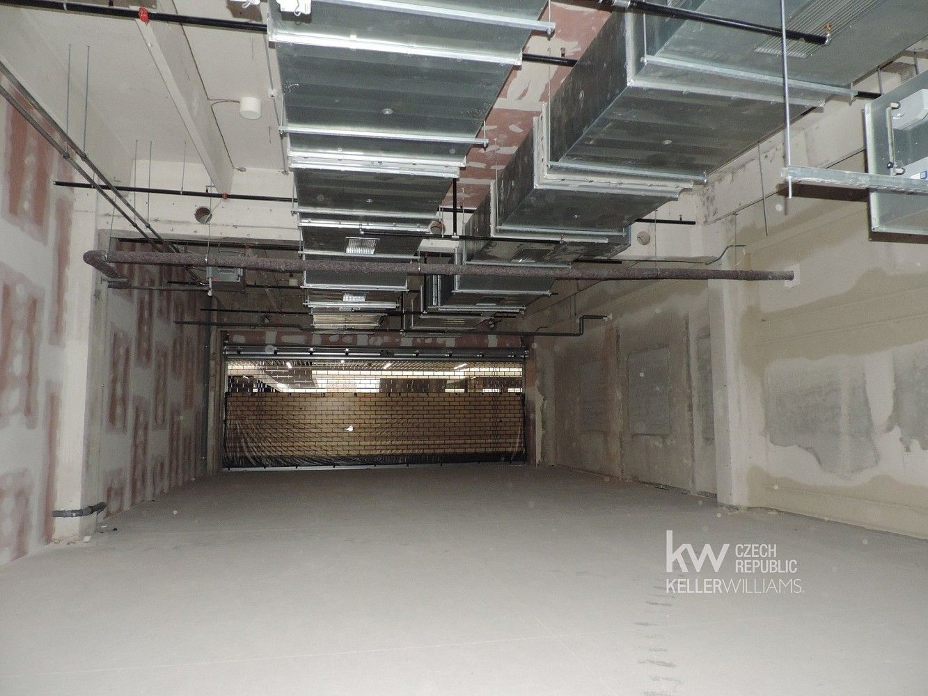 Pronájem obchodní prostory - Hradec Králové - Pražské Předměstí, Královéhradecký kraj, 326 m² - 5