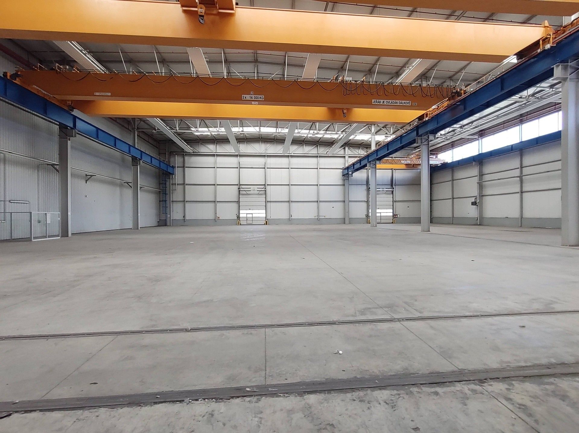 Pronájem sklad - Ringhofferova, Praha, 3 219 m²