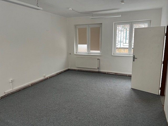 Pronájem kancelář - Dobříš, okres Příbram, Středočeský kraj, 70 m² - 2