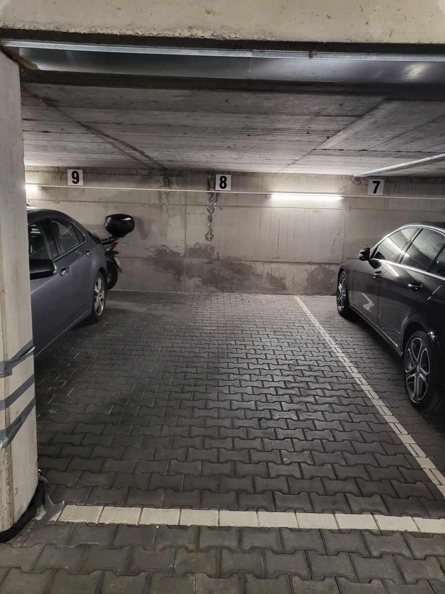 Garáže, Ruská, Praha - Vršovice, 13 m² - 2
