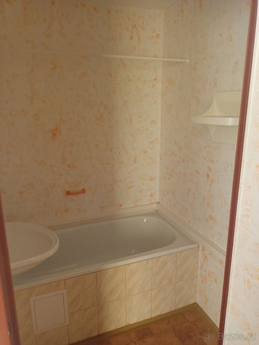 Byty, Broumov, 550 01