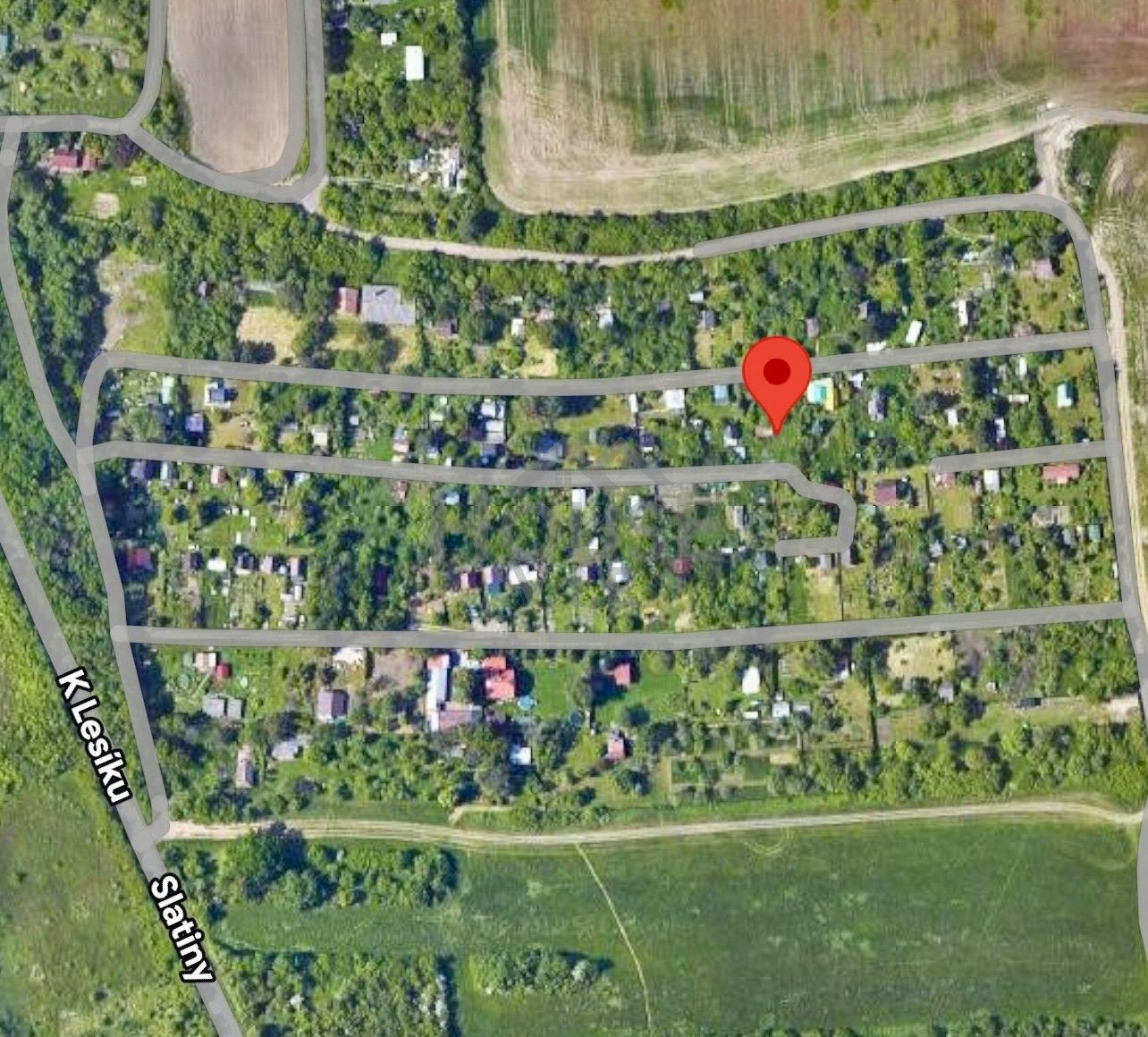 Prodej pozemek pro bydlení - Slatiny, Praha