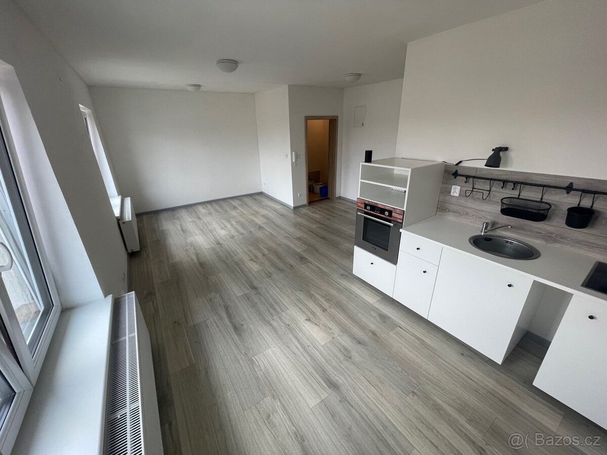 Byty, Trhové Sviny, 374 01