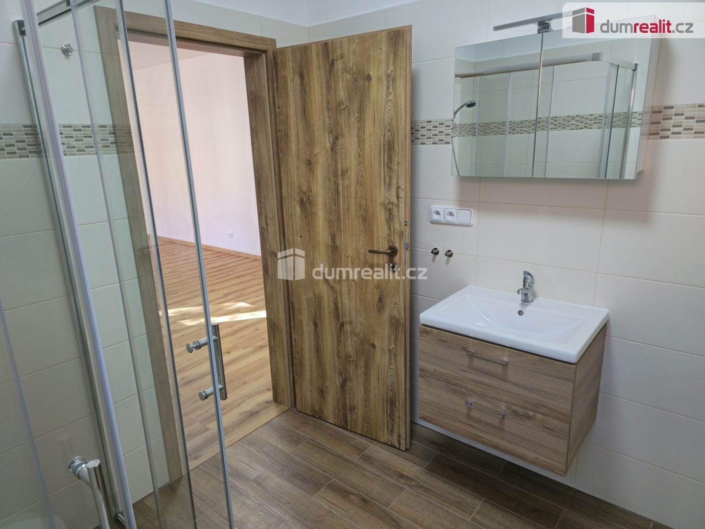 Byt 4+kk · 75 m² · Straky - 4