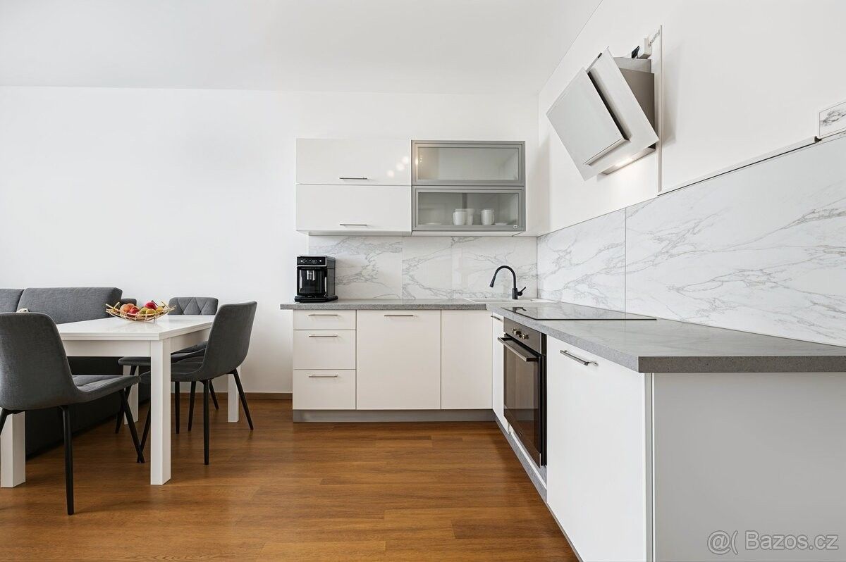 Byty, Vyškov, 682 01