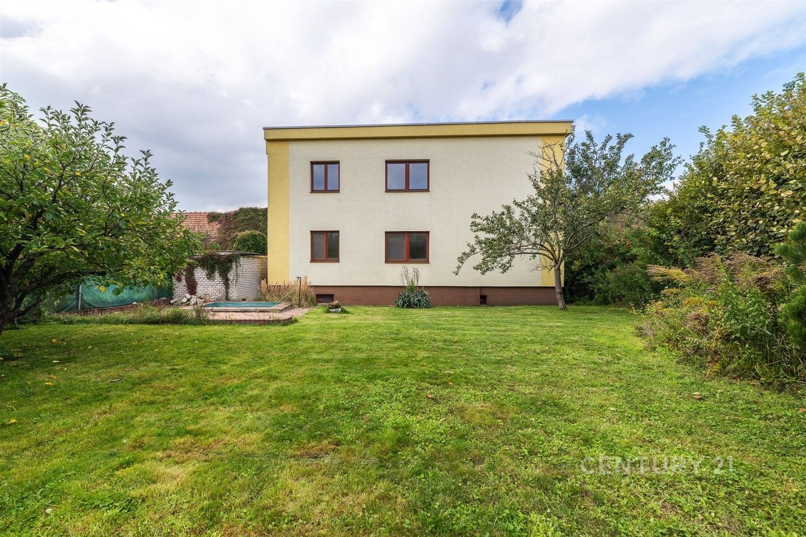 Rodinné domy, Hroznová Lhota, 199 m²