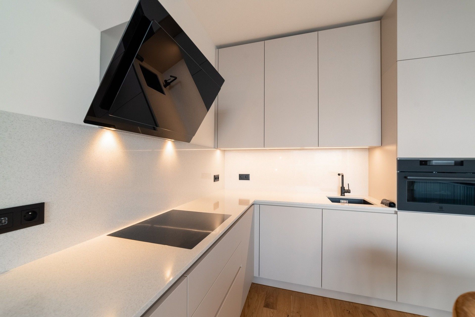 Byt 2+kk · 64 m² · Jankovcova,Holešovice,Praha - 4