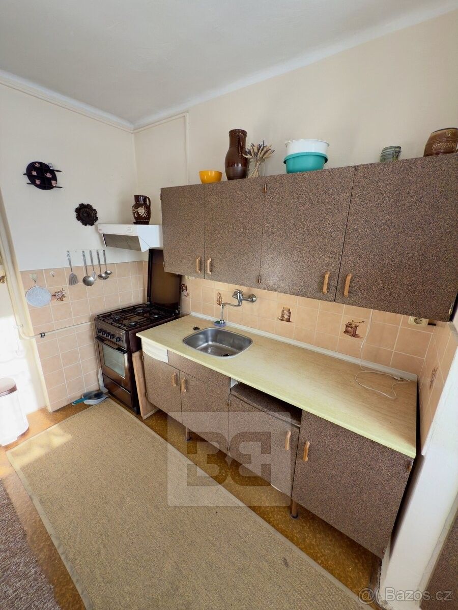 Pronájem byt - Kolešovice, 270 02