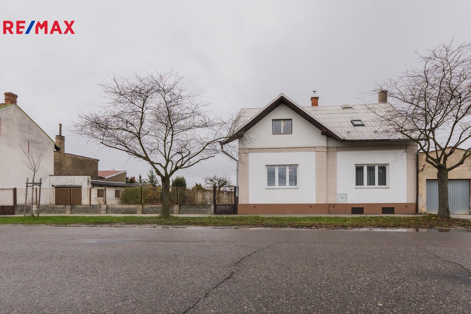 Prodej dům - Lázeňská, Sadská, 196 m²