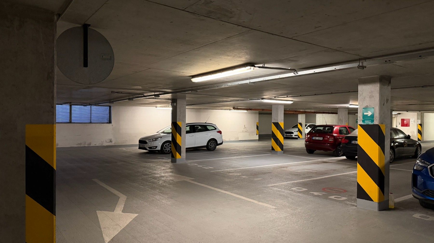 Garáž · 13 m² · Tomkova, Praha - Smíchov - 3