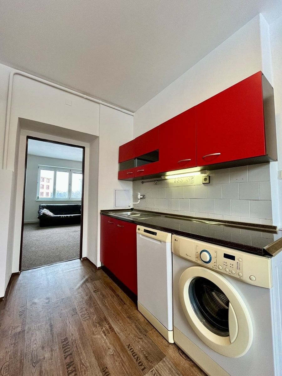 1+1, Gorkého, Ostrava, 54 m²