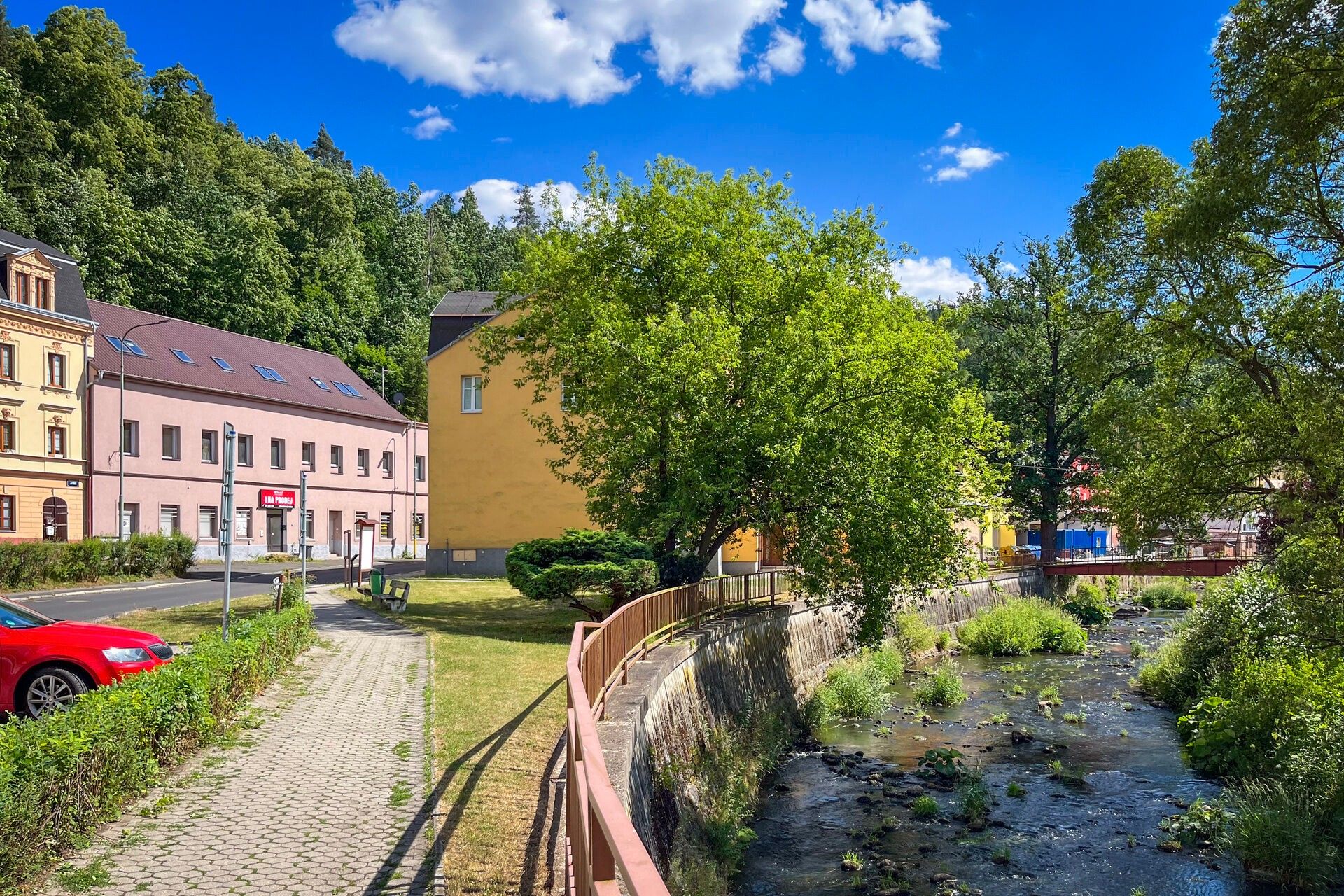 Rodinné domy, Hamerská, Březová, 750 m²