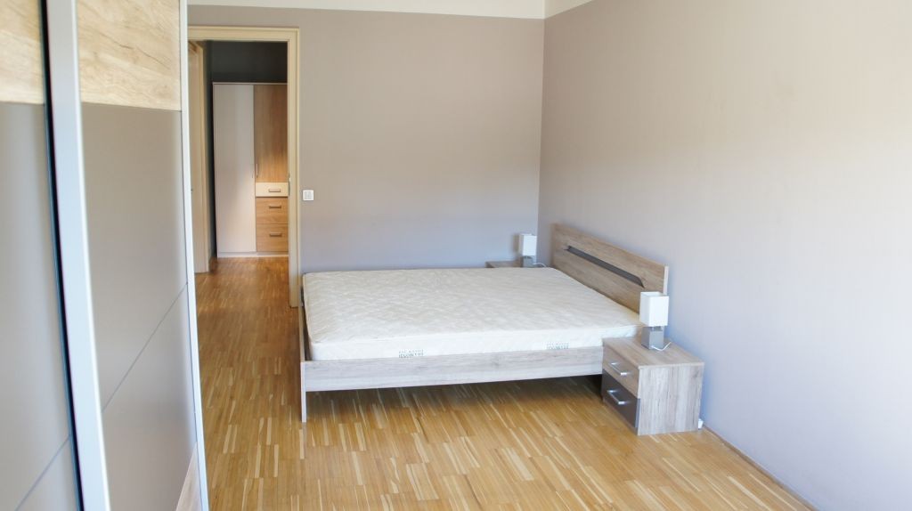 Byt 3+kk · 77 m² · Praha 7 - 4