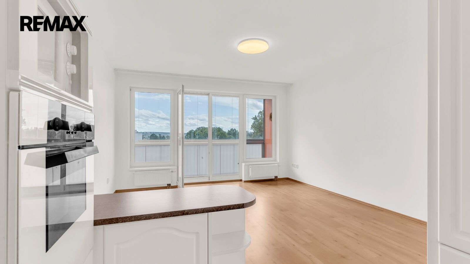 2+kk, Názovská 3254, Praha Strašnice, 60 m² - 1